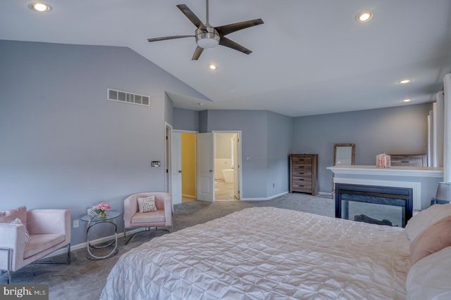 34 BAY BLVD, Newark, DE 19702