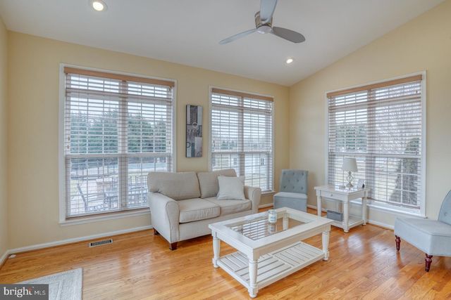 34 BAY BLVD, Newark, DE 19702
