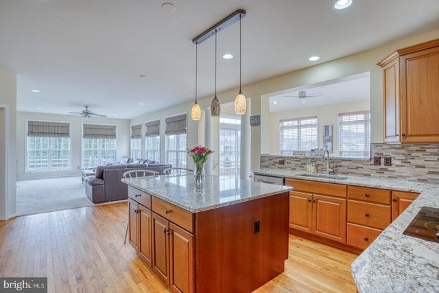34 BAY BLVD, Newark, DE 19702