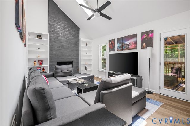 12305 Leesburg Cir, Midlothian, VA 23112