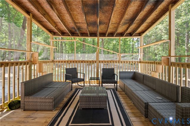 12305 Leesburg Cir, Midlothian, VA 23112