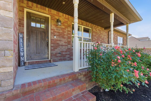 100 Mockingbird Ln, Hartsville, TN 37074