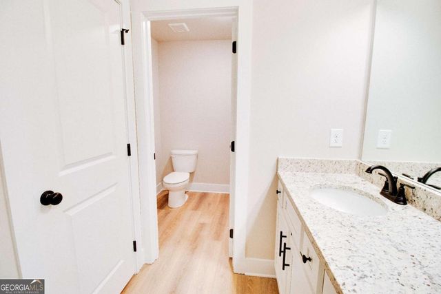 1192 Sunset Cove, Tignall, GA 30668