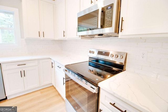 1192 Sunset Cove, Tignall, GA 30668