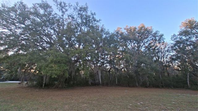 3289 NE COUNTY ROAD 340, High Springs, FL 32643