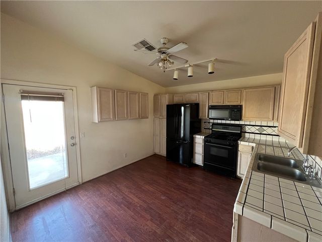 9762 S Kingman Drive, Mohave Valley, AZ 86440