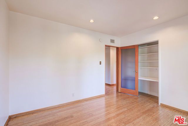 15511 Woodcrest, Sherman Oaks, CA 91403