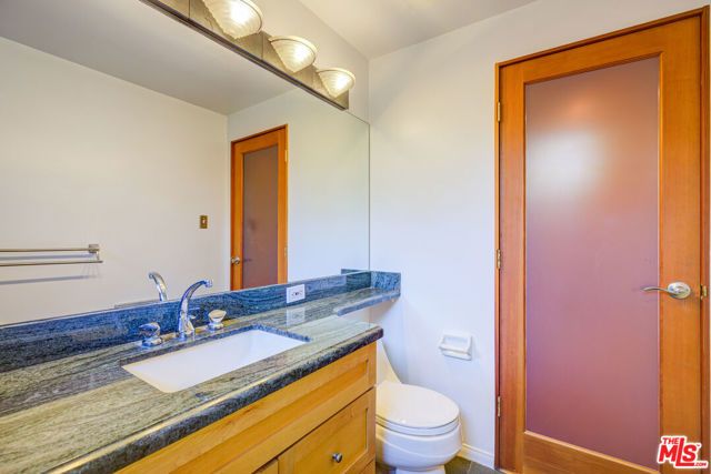 15511 Woodcrest, Sherman Oaks, CA 91403