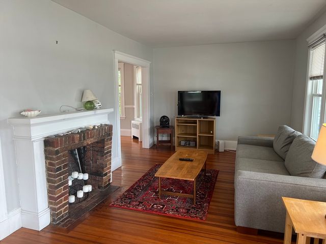138 Kenberma St.: Winter, Hull, MA 02045
