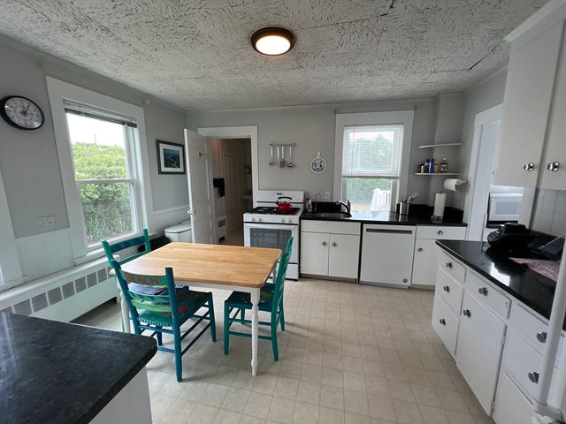 138 Kenberma St.: Winter, Hull, MA 02045