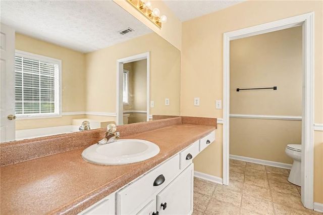2027 Providence Road, Statham, GA 30666