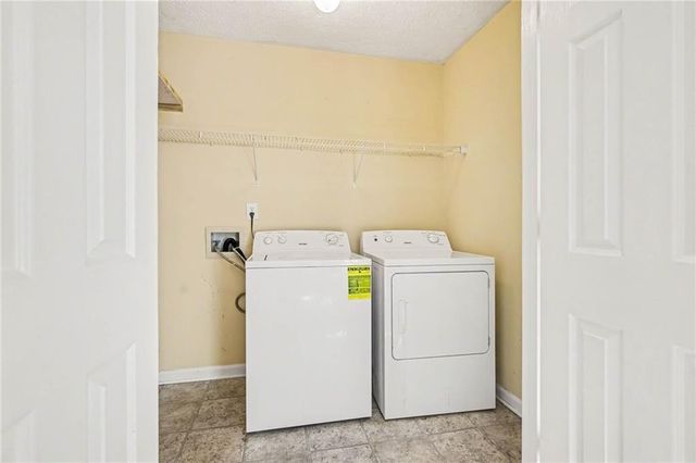 2027 Providence Road, Statham, GA 30666