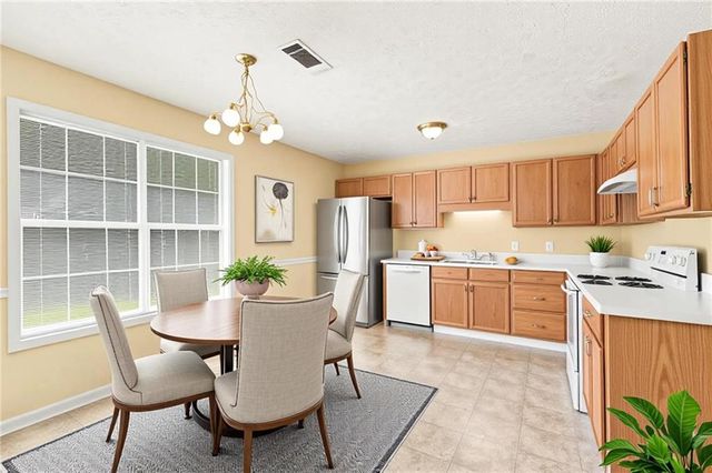 2027 Providence Road, Statham, GA 30666