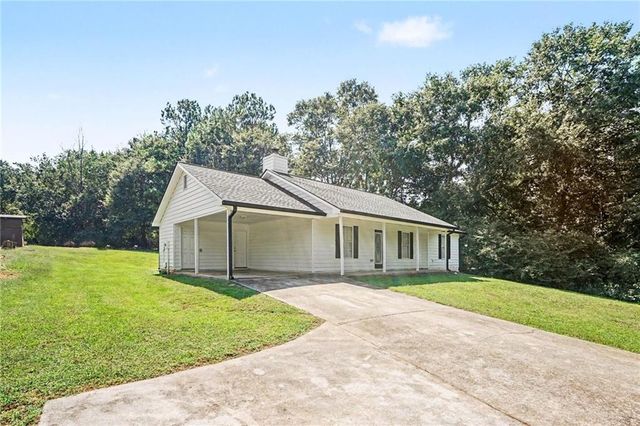2027 Providence Road, Statham, GA 30666