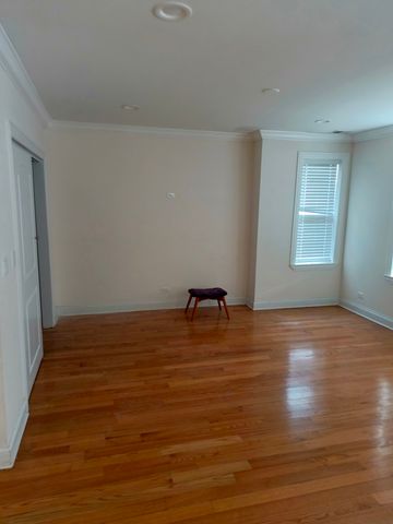 5610 N Glenwood Avenue, Chicago, IL 60660