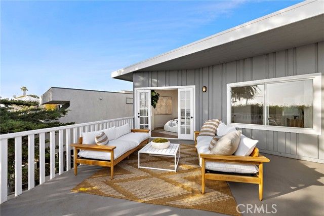 2110 Ocean Way, Laguna Beach, CA 92651