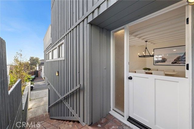 2110 Ocean Way, Laguna Beach, CA 92651