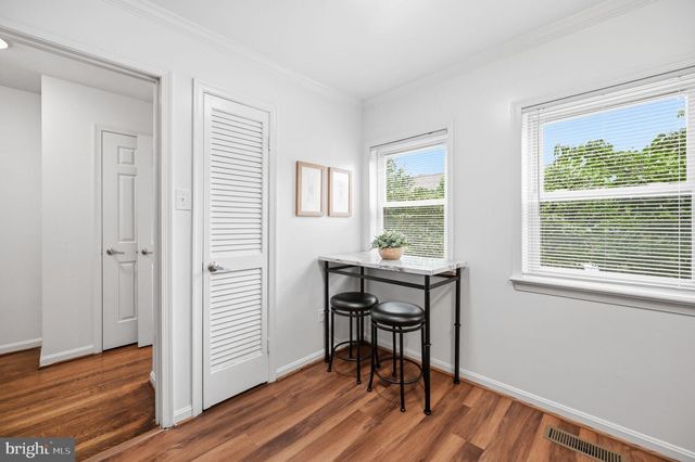 2343 9TH ST S, Arlington, VA 22204