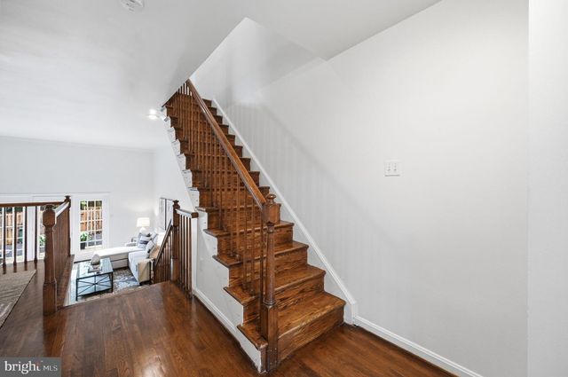 2343 9TH ST S, Arlington, VA 22204