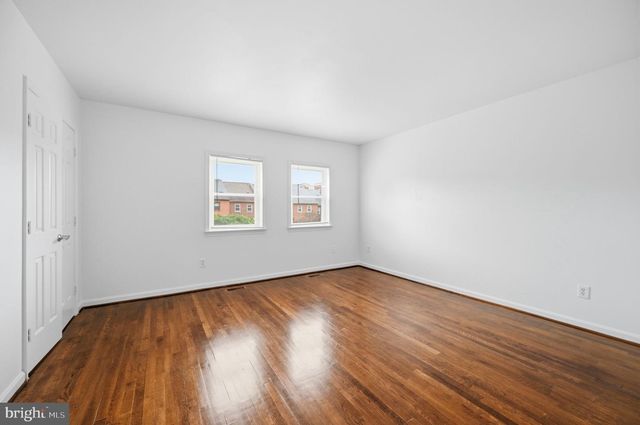 2343 9TH ST S, Arlington, VA 22204