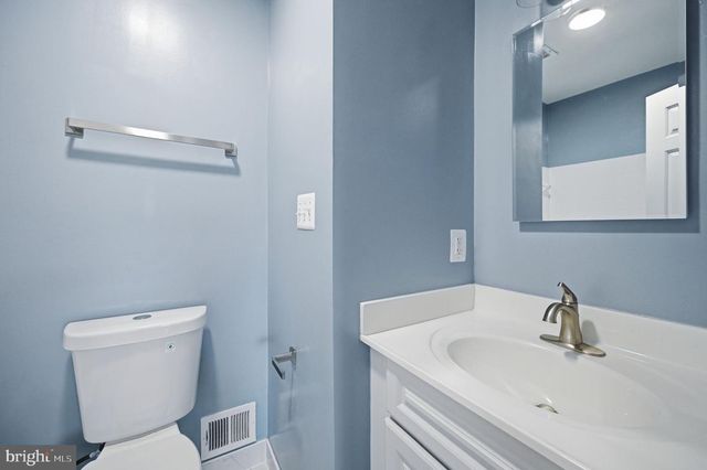 2343 9TH ST S, Arlington, VA 22204
