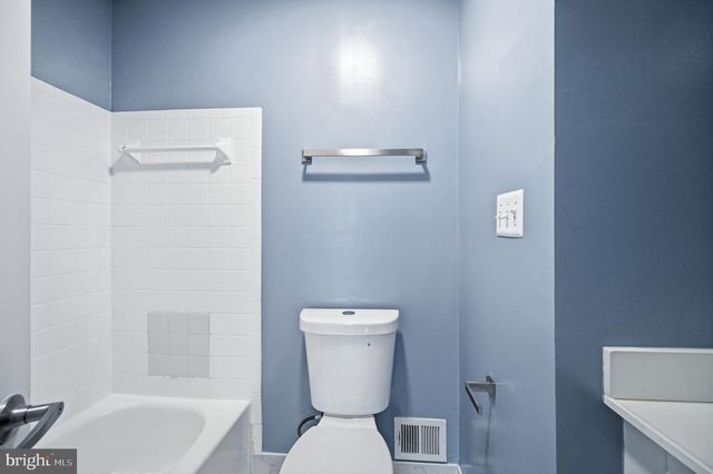 2343 9TH ST S, Arlington, VA 22204