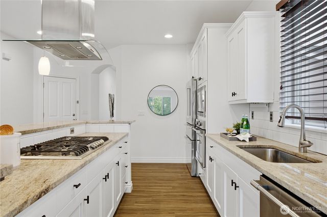 12421 NE 153rd Place, Woodinville, WA 98072