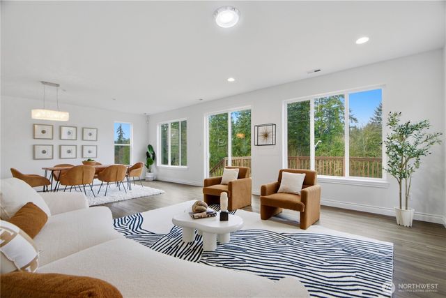 12421 NE 153rd Place, Woodinville, WA 98072