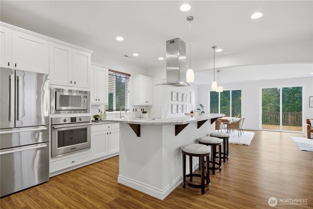 12421 NE 153rd Place, Woodinville, WA 98072