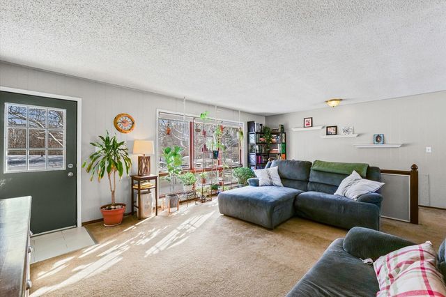 88 County Road 2000 N, Mahomet, IL 61853