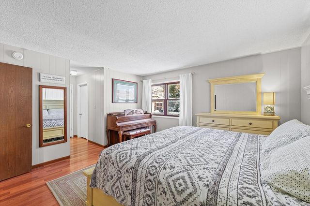 88 County Road 2000 N, Mahomet, IL 61853