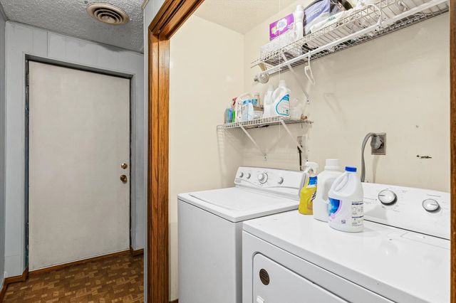 88 County Road 2000 N, Mahomet, IL 61853