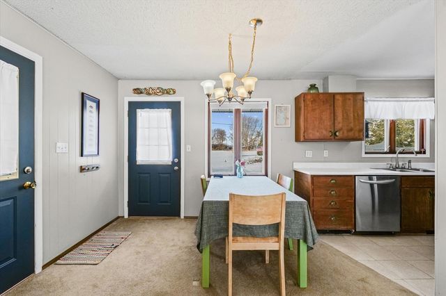 88 County Road 2000 N, Mahomet, IL 61853