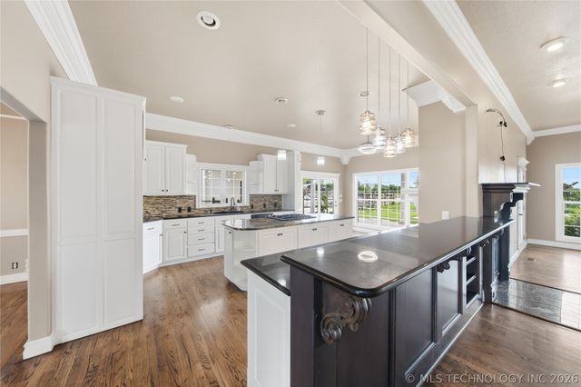 2707 E 171st Street S, Mounds, OK 74047