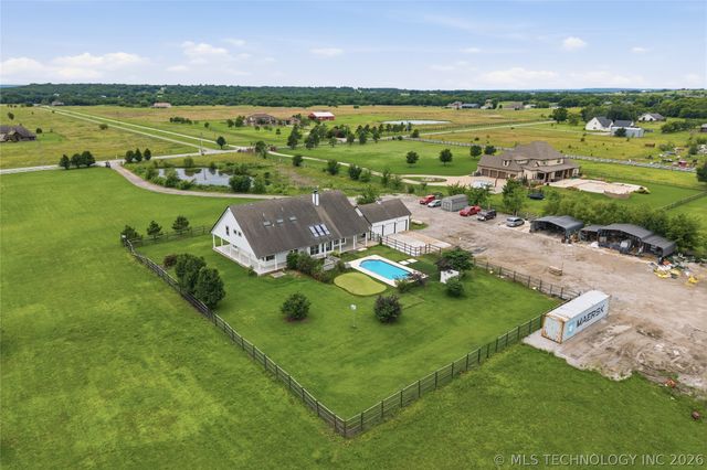 2707 E 171st Street S, Mounds, OK 74047