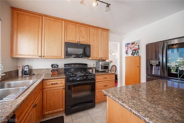 718 Rusty Spur Drive, Henderson, NV 89014