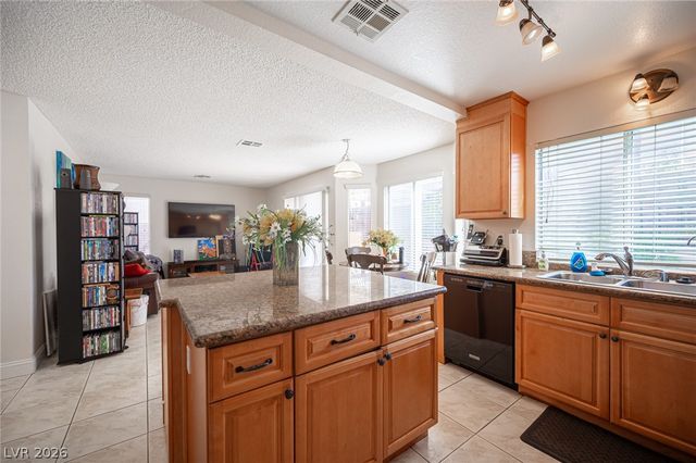 718 Rusty Spur Drive, Henderson, NV 89014