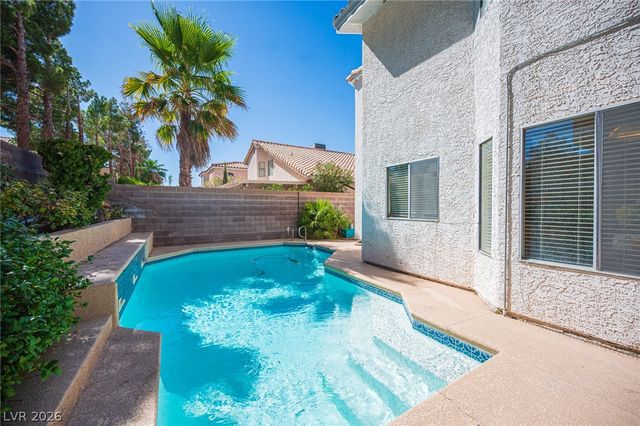 718 Rusty Spur Drive, Henderson, NV 89014