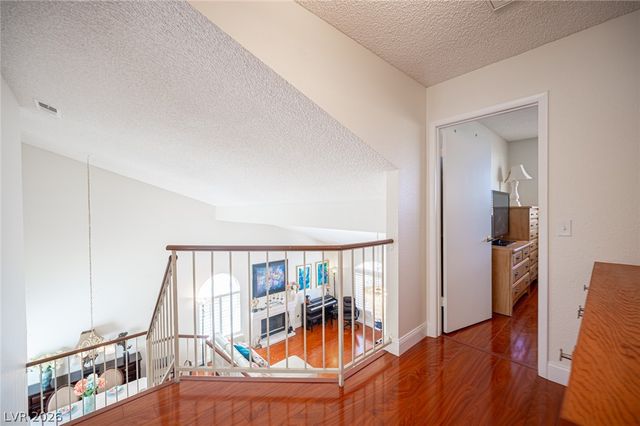 718 Rusty Spur Drive, Henderson, NV 89014
