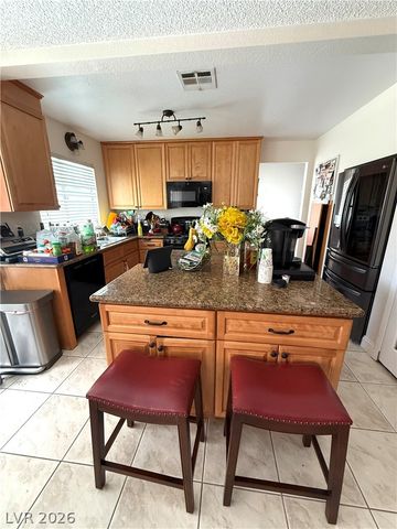 718 Rusty Spur Drive, Henderson, NV 89014