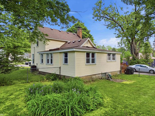 328 S 3rd Street, Brighton, MI 48116