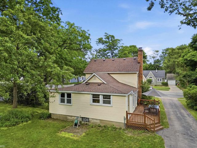 328 S 3rd Street, Brighton, MI 48116