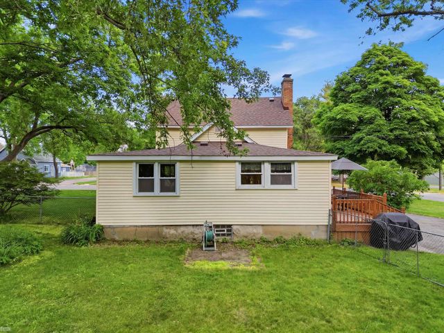 328 S 3rd Street, Brighton, MI 48116