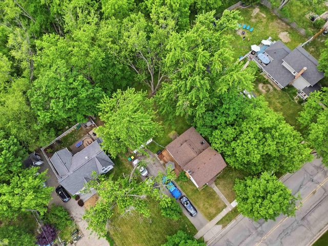328 S 3rd Street, Brighton, MI 48116
