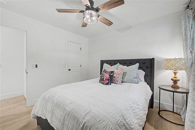 1710 SE Flynt Street, Bentonville, AR 72712