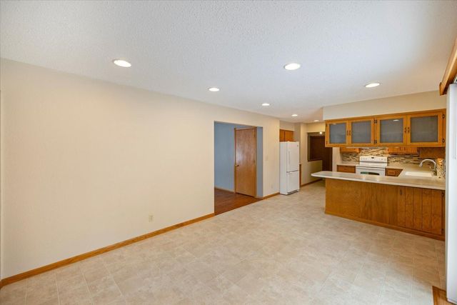 606 NE 3 Street NE, Dilworth, MN 56529