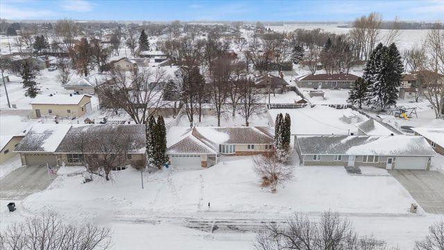 606 NE 3 Street NE, Dilworth, MN 56529