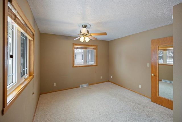 606 NE 3 Street NE, Dilworth, MN 56529