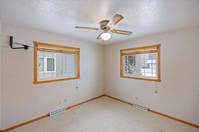 606 NE 3 Street NE, Dilworth, MN 56529