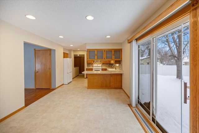 606 NE 3 Street NE, Dilworth, MN 56529